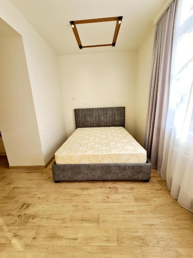 Deluxe Apartment In City Center エレバン エクステリア 写真