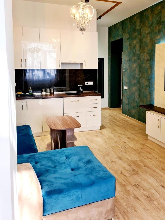 Deluxe Apartment In City Center エレバン エクステリア 写真