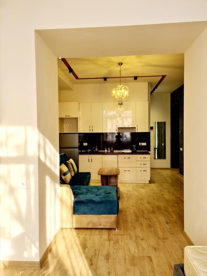 Deluxe Apartment In City Center エレバン エクステリア 写真